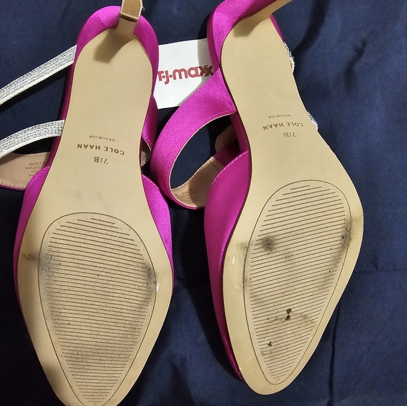 Cole Haan pumps - Picture 2 of 5